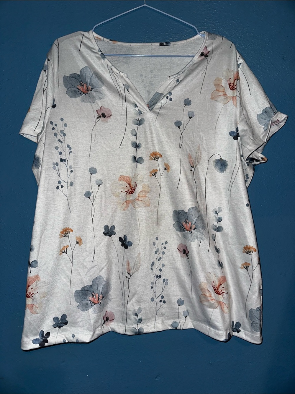 Floral V-Neck Short Sleeve Women's Top - White with Blue & Peach Flowers